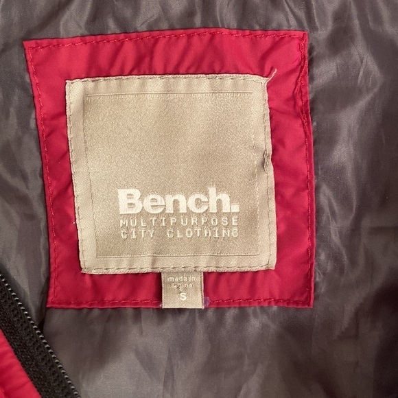 BENCH Pink Hooded Quilted Puffer Vest Size Small - Picture 4 of 9